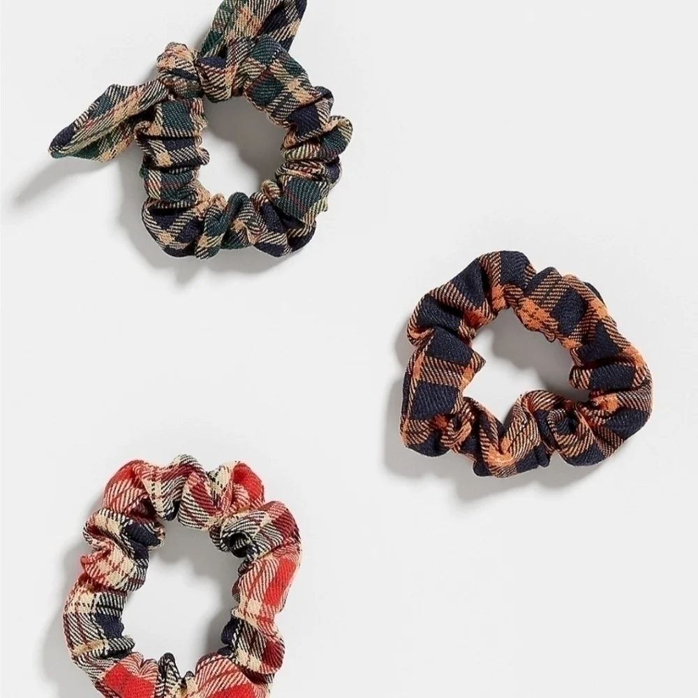 3 Pack Orange Navy Blue Red Green Tan Plaid Bow Scrunchie Set NWT